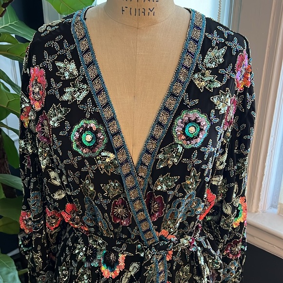 INCREDIBLE Beaded Evening Cocktail Wrap Dress - US 10 - Picture 3 of 10